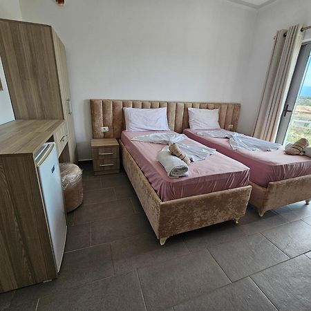 Hotel Irini Саранде Екстериор снимка