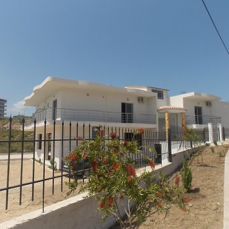 Hotel Irini Саранде Екстериор снимка