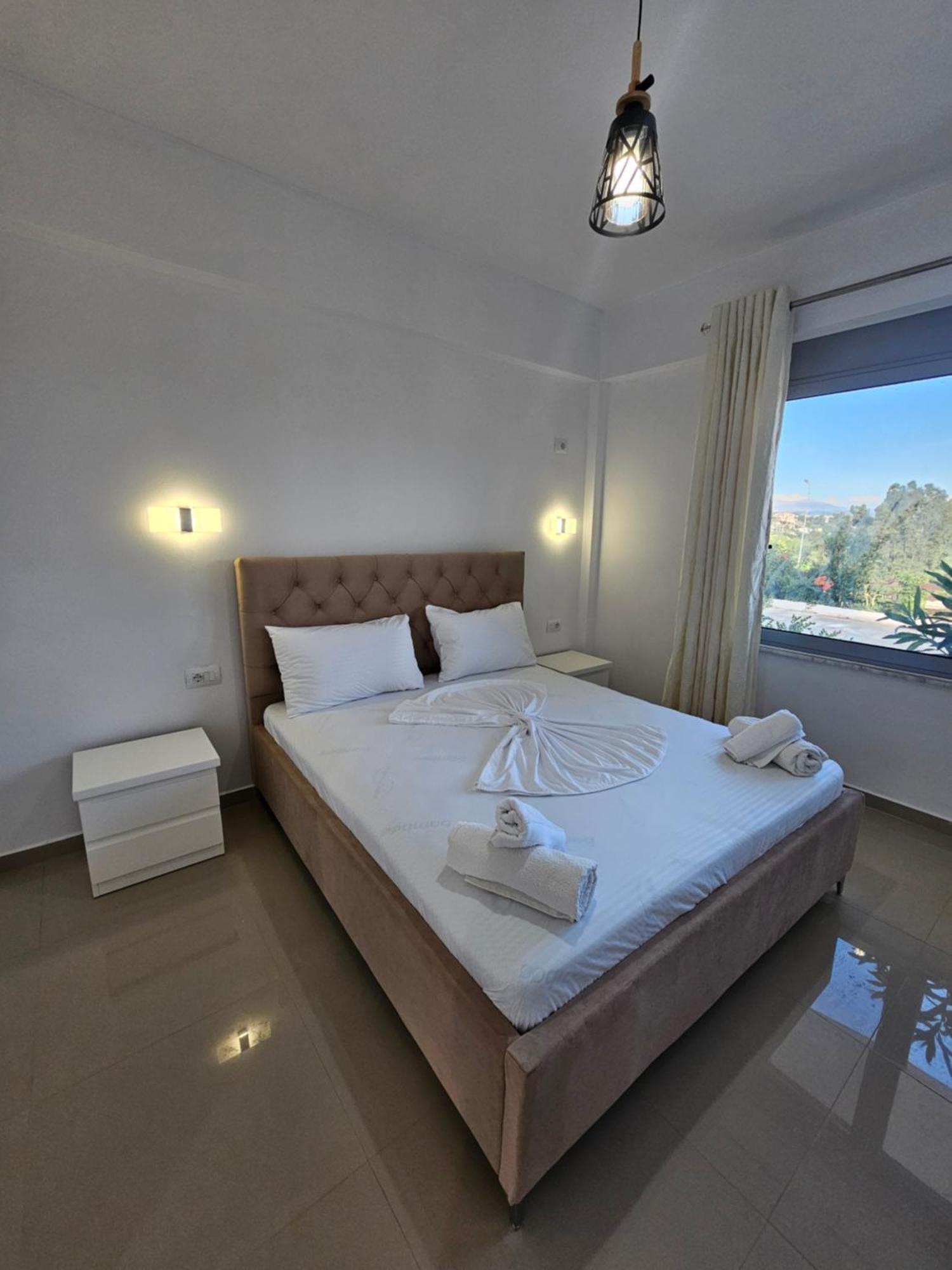 Hotel Irini Саранде Екстериор снимка
