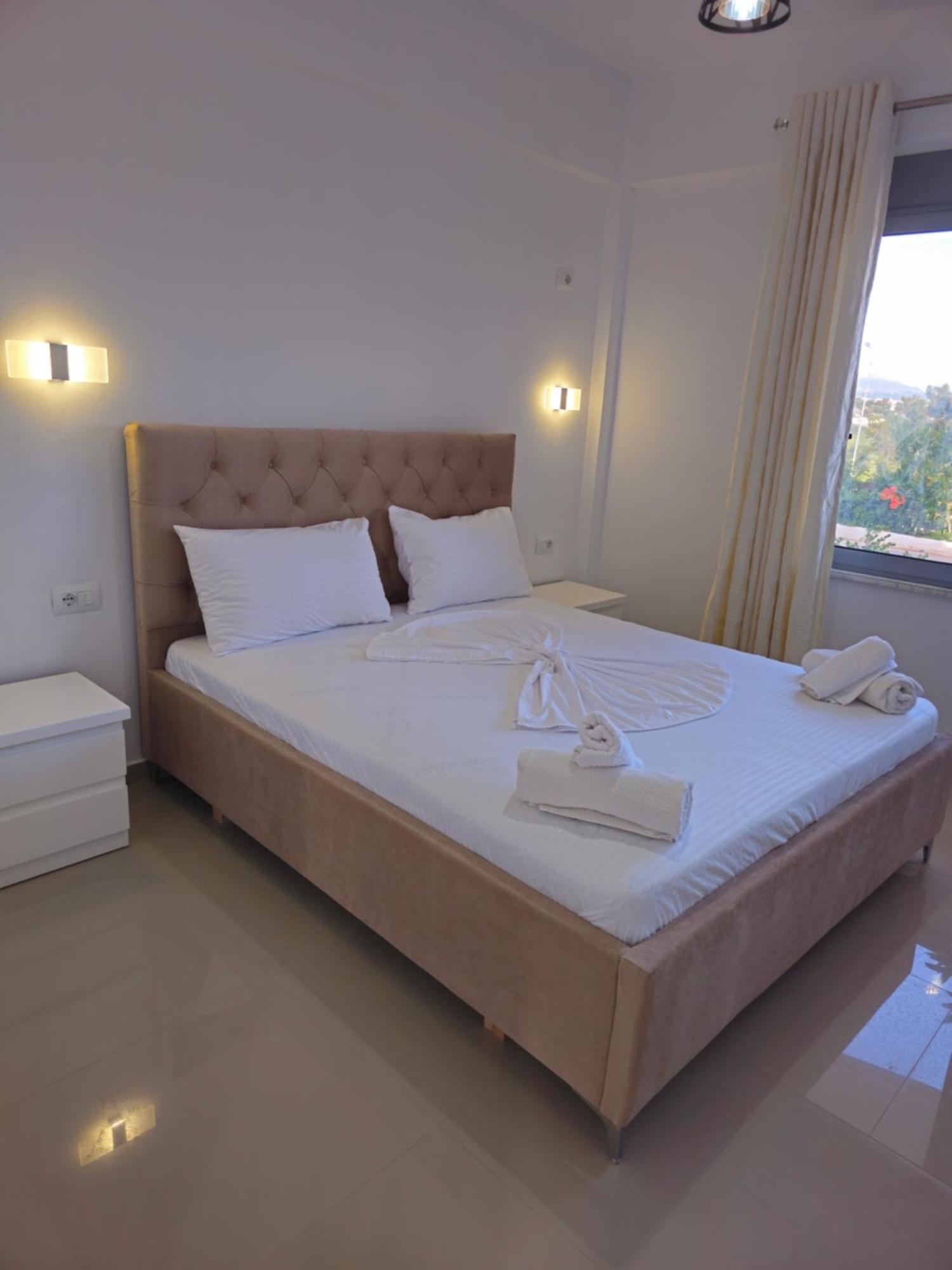 Hotel Irini Саранде Екстериор снимка