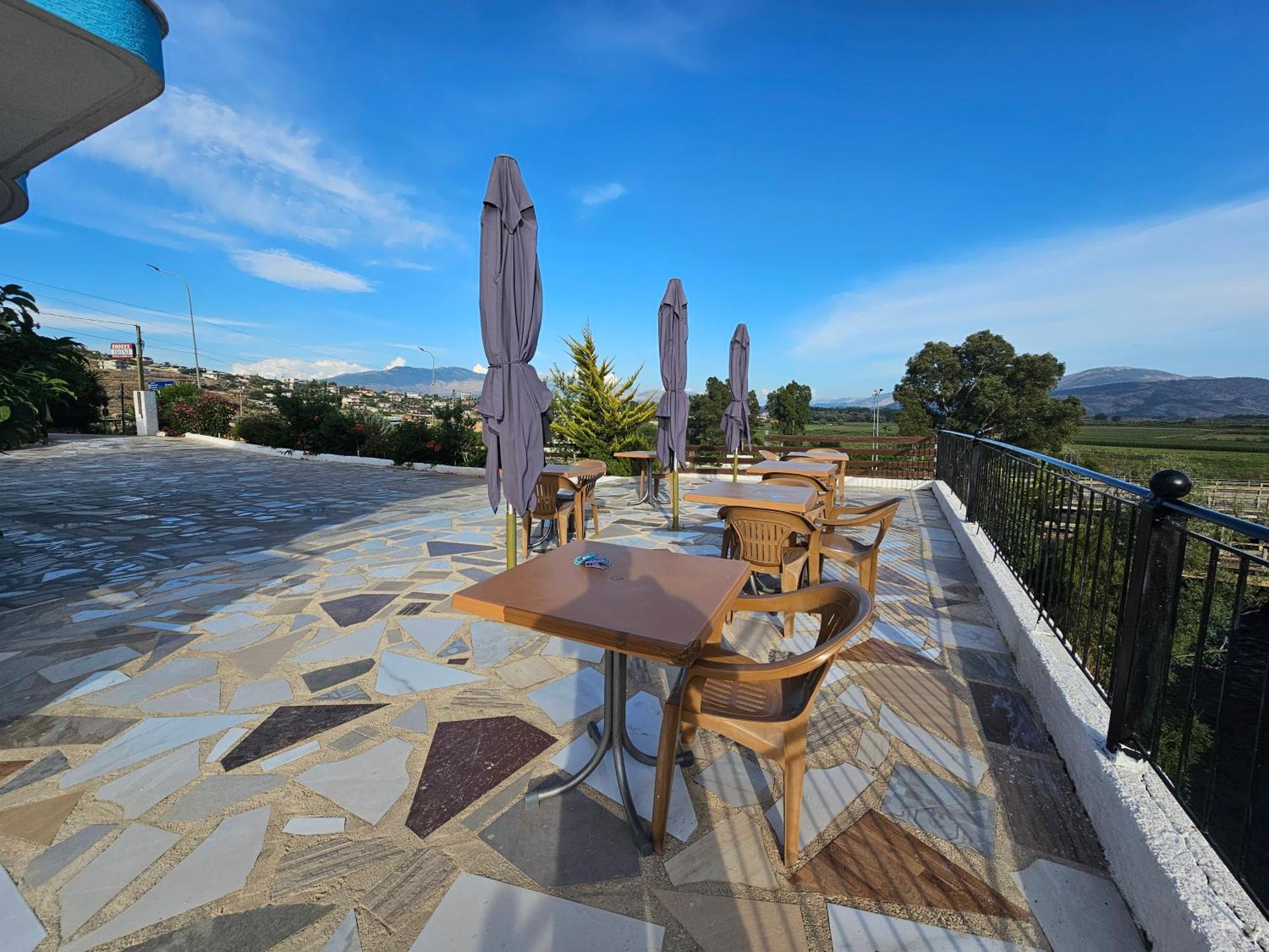 Hotel Irini Саранде Екстериор снимка
