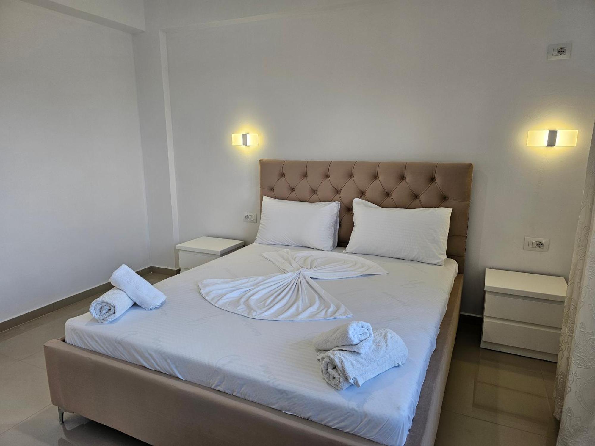 Hotel Irini Саранде Екстериор снимка