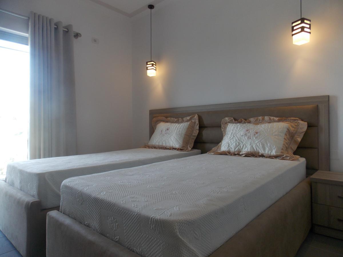 Hotel Irini Саранде Екстериор снимка