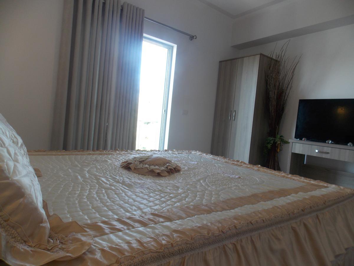 Hotel Irini Саранде Екстериор снимка